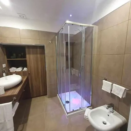Apartment Tra Storia E Design La Domus Ercolano
