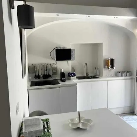 Tra Storia E Design La Domus *