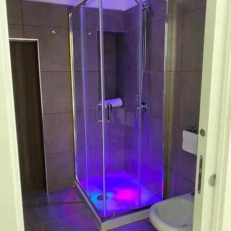 Tra Storia E Design La Domus Apartment *