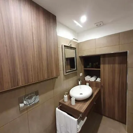 Tra Storia E Design La Domus *